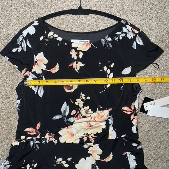 Studio One New York - NWT - Black Floral Dress - Size Small Petite - Picture 7 of 15